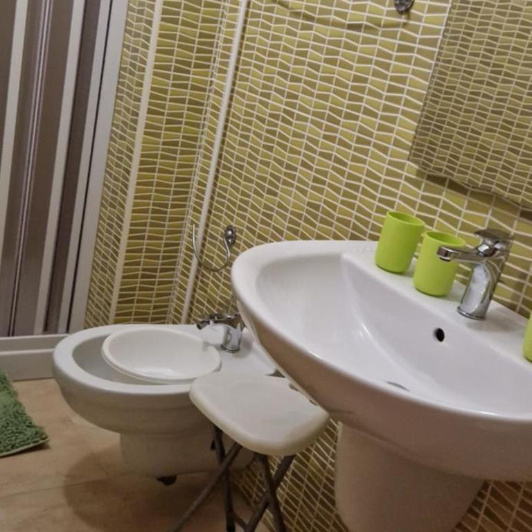 B&B Casa Mia - Camera Matrimoniale/Doppia con Letti Singoli con Bagno - 19