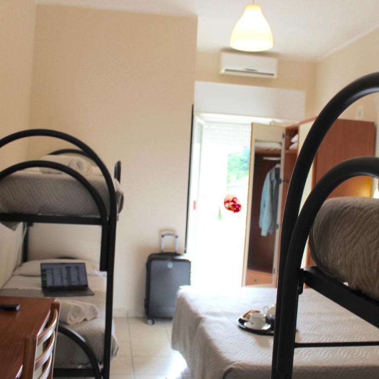Blue Loft Hotel - Camera Familiare Standard - 3
