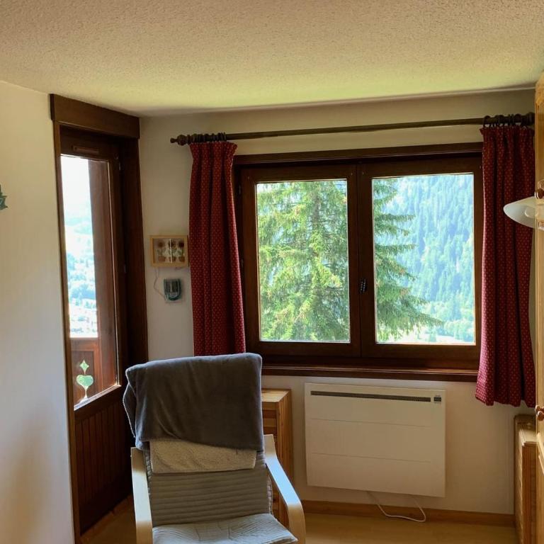 Appartement 2 Pièces à Châtel - 4 Pers, Terrasse, 500m des Remontées, Parking, Connexion Internet - FR-1-676-61 - Appartement - 4