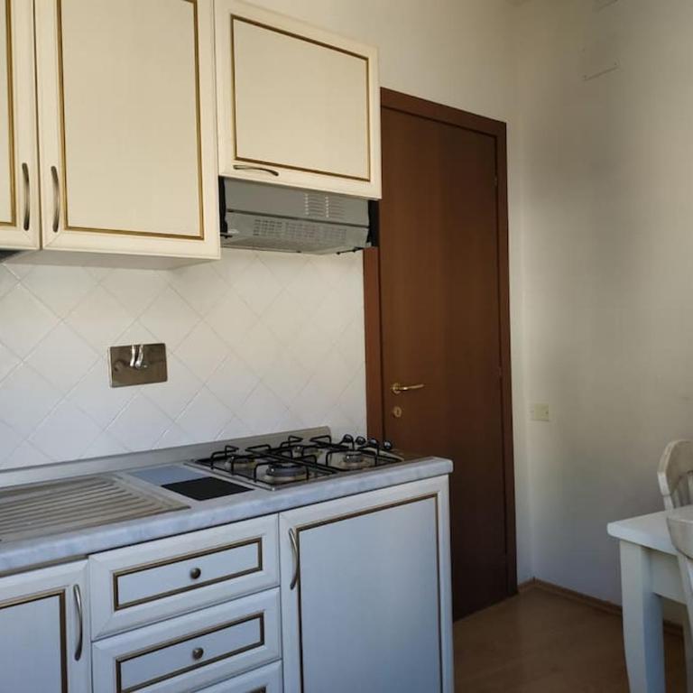 Shanti 2 - apartment - One-Bedroom Apartment - 4