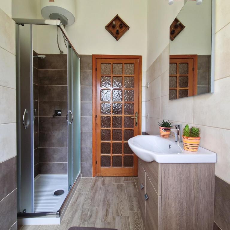 Villa Chiara - Two-Bedroom House - 28