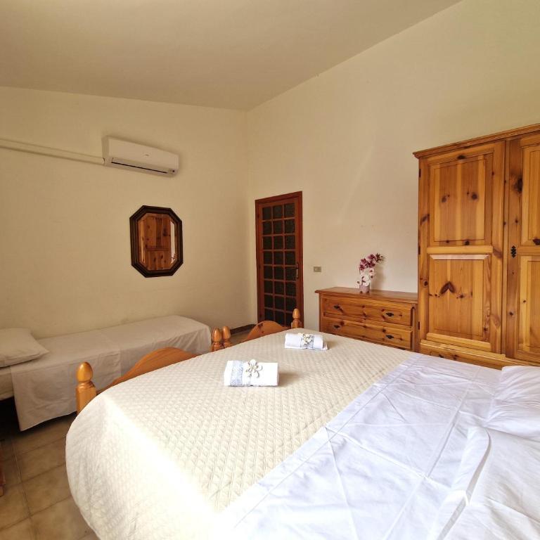 Villa Chiara - Two-Bedroom House - 30