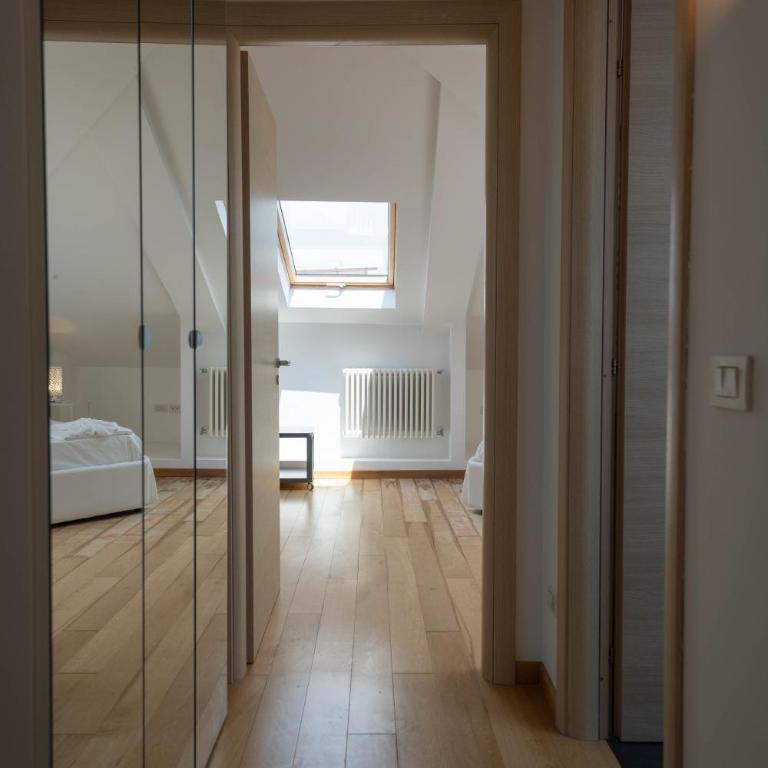 Napolidays Mansarda Garibaldi by Dimorra - Two-Bedroom Apartment - 19