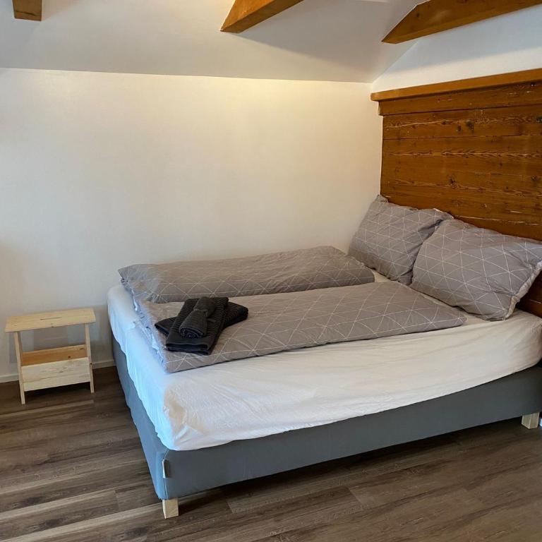 Chalet Studio Apartment with Aircon - One-Bedroom Apartment - 12