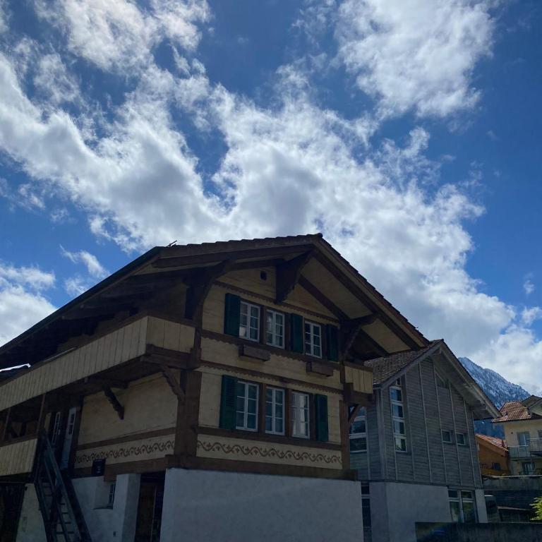 Chalet Studio Apartment with Aircon - One-Bedroom Apartment - 30
