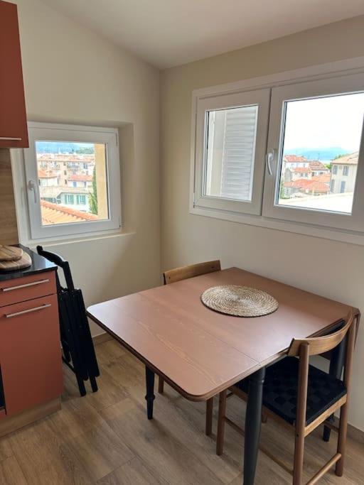 COSY STAR - Brand new flat with terrace Seaview flat AC for 4 - Appartement 1 Chambre - 8