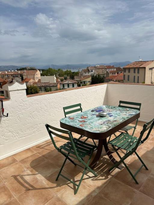 COSY STAR - Brand new flat with terrace Seaview flat AC for 4 - Appartement 1 Chambre - 31