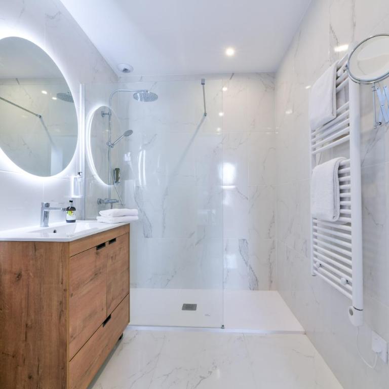 Logis Hotel & Restaurant Bergeret Sport - Chambre Double Deluxe - 1