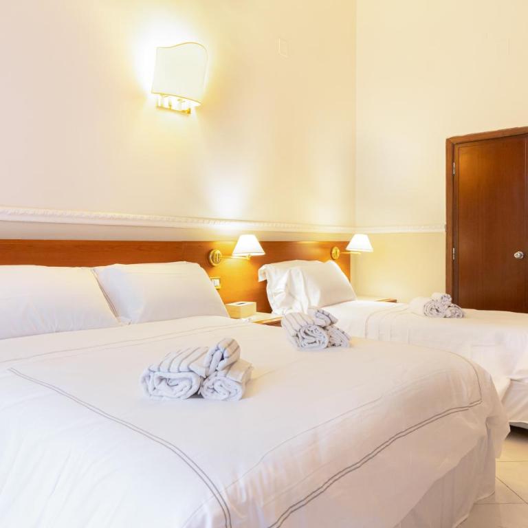 Hotel Domus Rome - Camera Tripla - 4