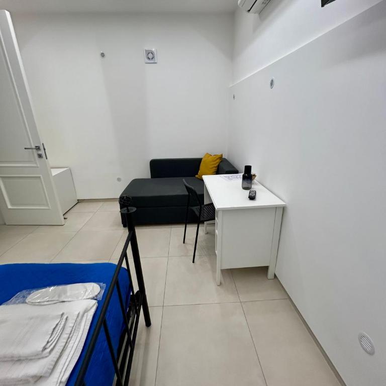 Vesuvia B&b Luxury Living Pompei - Two-Bedroom Apartment with Terrace - 19