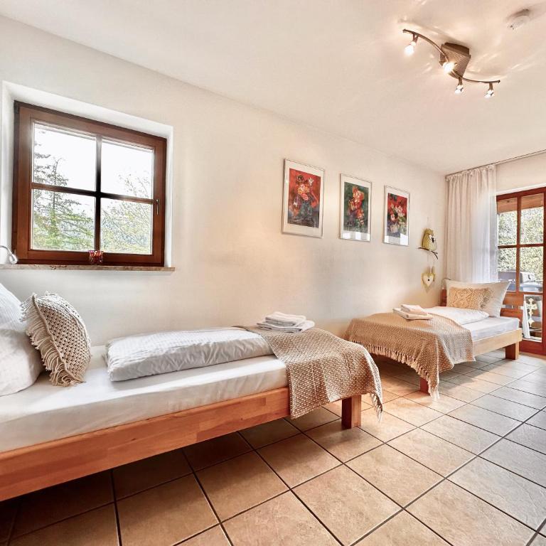 Sweet Home Bergblick - Two-Bedroom Apartment with Mountain View - 13