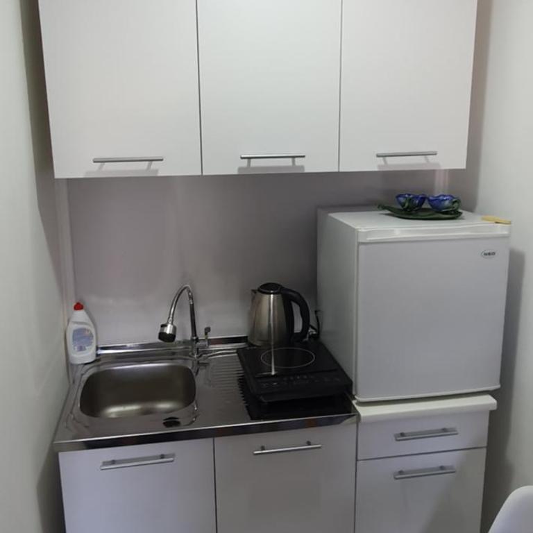 Cozzy apartment near the Aiport Podgorica - One-Bedroom Apartment - 16