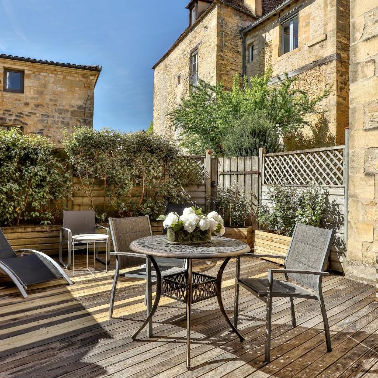 La Villa des Consuls - Gîte de tourisme de charme - Appartement avec Terrasse (Rez-de-Chaussée) - 4