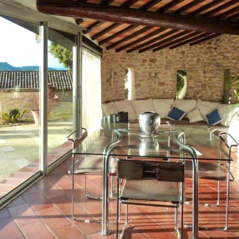 Beautiful Home In Vaison-La-Romaine - Maison de Vacances 1 Chambre - 3
