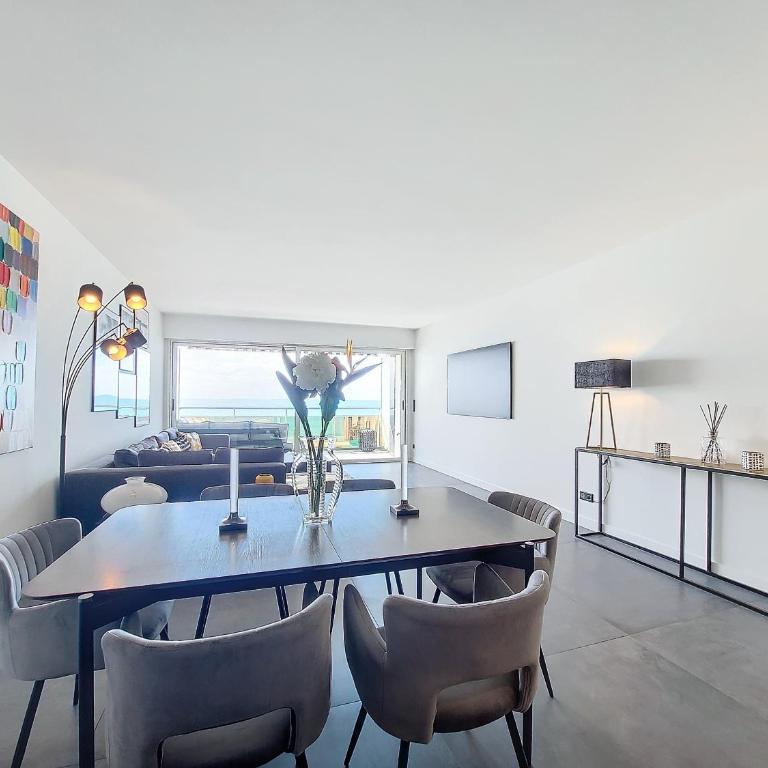Nestor&Jeeves - LE ROYAL LUXEMBOURG - Sea view - Terrace - Appartement avec Vue - 13
