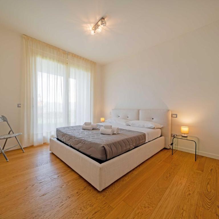 ApartmentsGarda - Residence San Zeno 1000 - Appartement 3 Chambres - Vue sur Lac - 17
