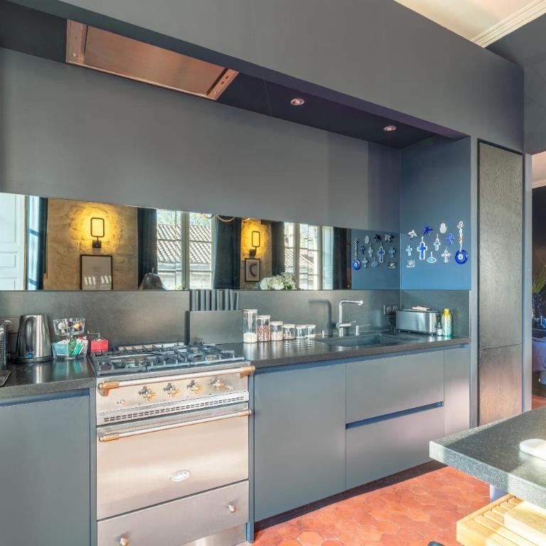 centre historique Avignon appartement Haussmannien 140 m2 - Apartment mit 2 Schlafzimmern - 4