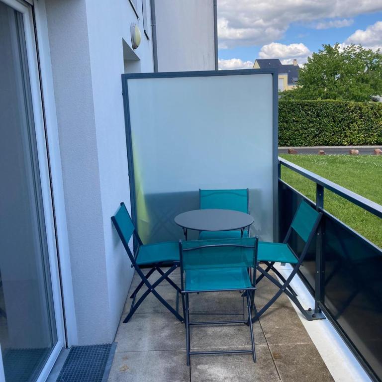 Appartement Saint Jo - Two-Bedroom Apartment - 8
