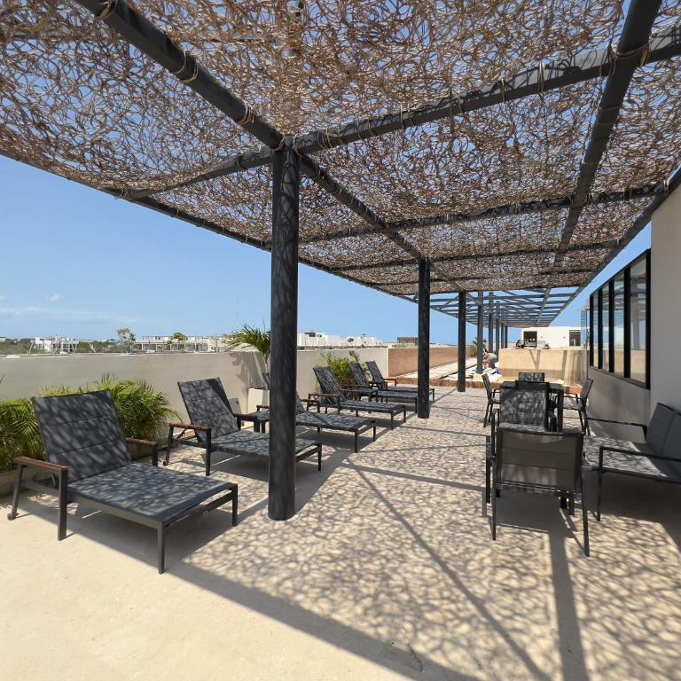 Unwind | Private Balcony & Rooftop Pools | Casago - Estudio con cama extragrande - 2