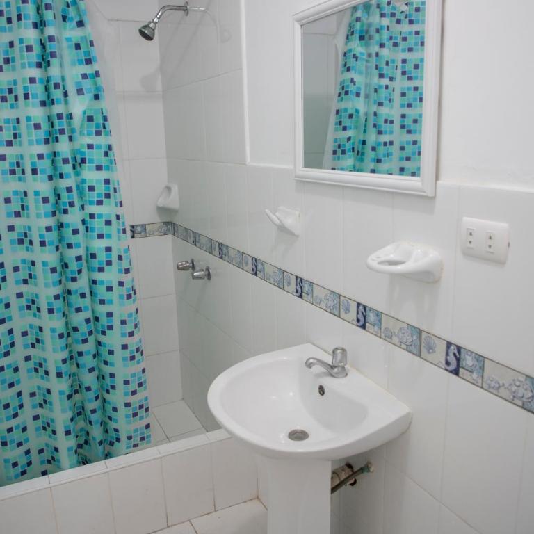 Casa mar surfhouse - Twin Room with Private Bathroom - 3