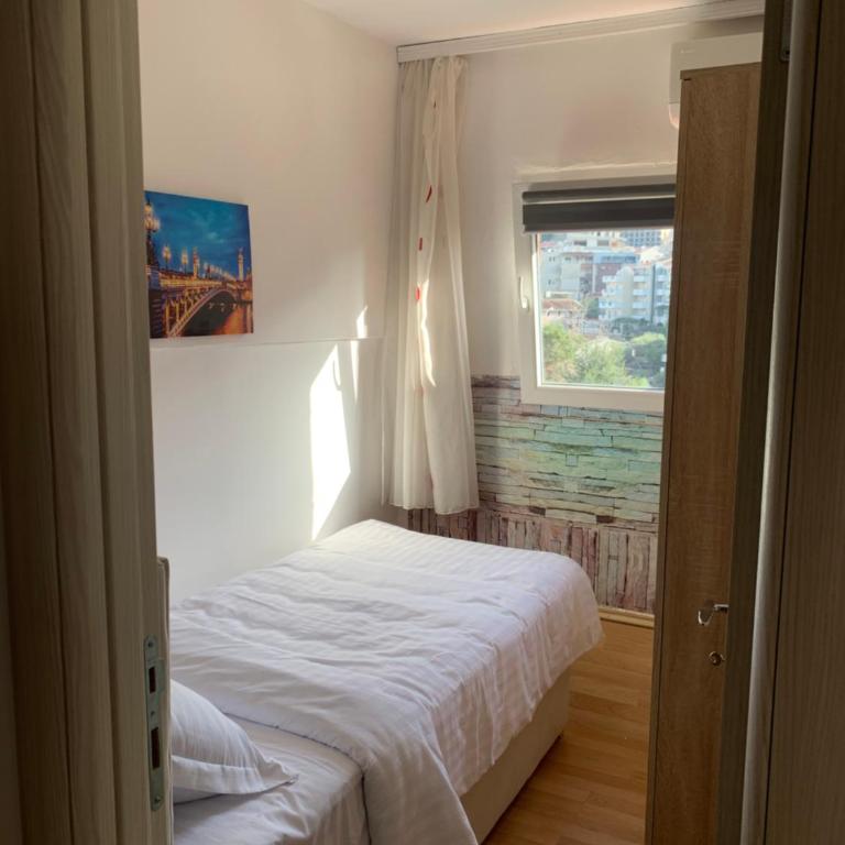 Apartman Budva Centar - Apartman sa 2 Spavaće Sobe - 11