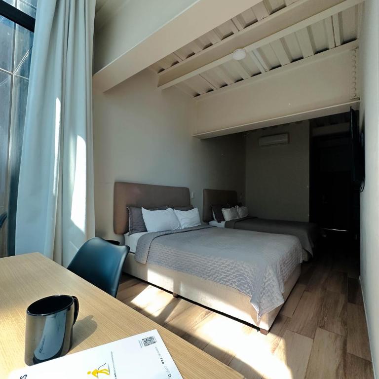 Olson Hotel Real Acueducto - Quadruple Room with Private Bathroom - 3