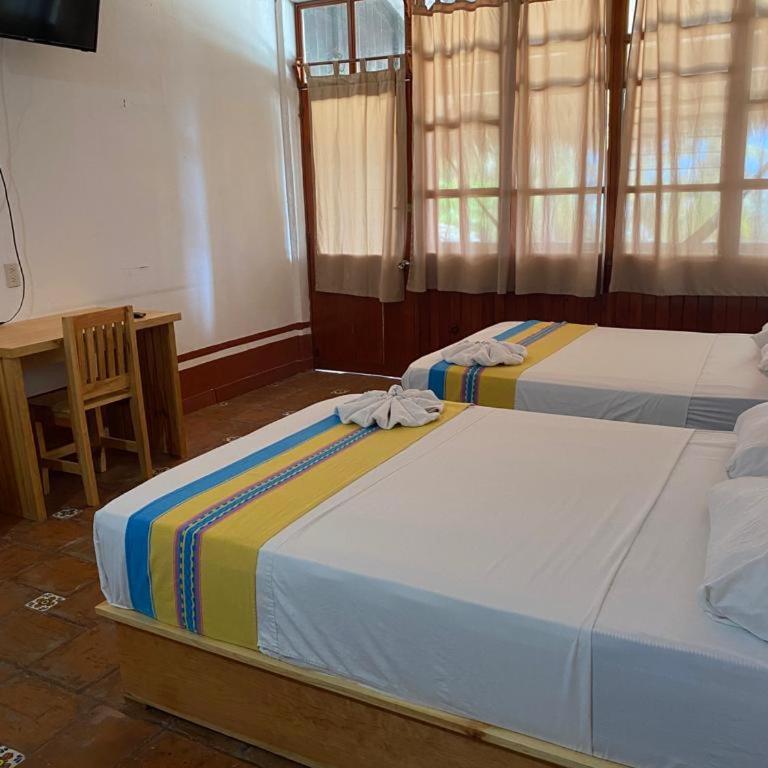Hotel y Bungalows Acuario - Habitación Cuádruple Superior - 12