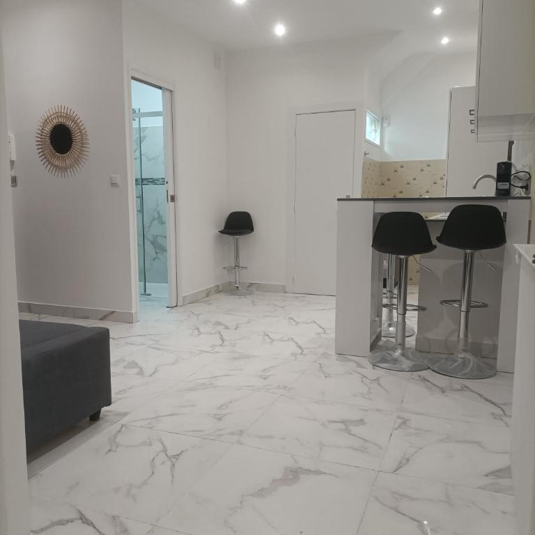 Appartement confortable a proximite de la mer. - Appartement 1 Chambre - 4