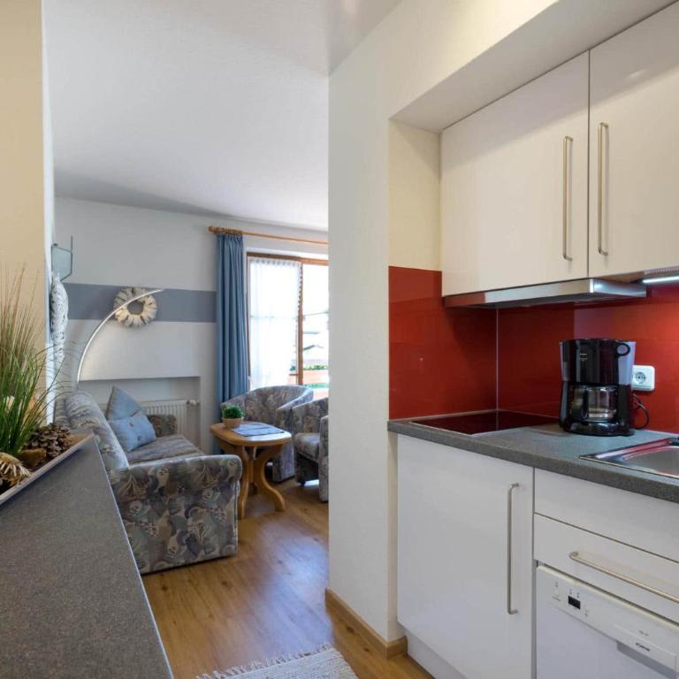 Landhaus Barbara Ferienwohnungen - One-Bedroom Apartment - 4