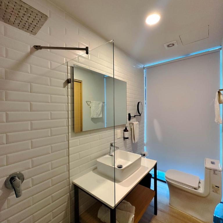 Olson Hotel Real Acueducto - Deluxe Queen Room - 5