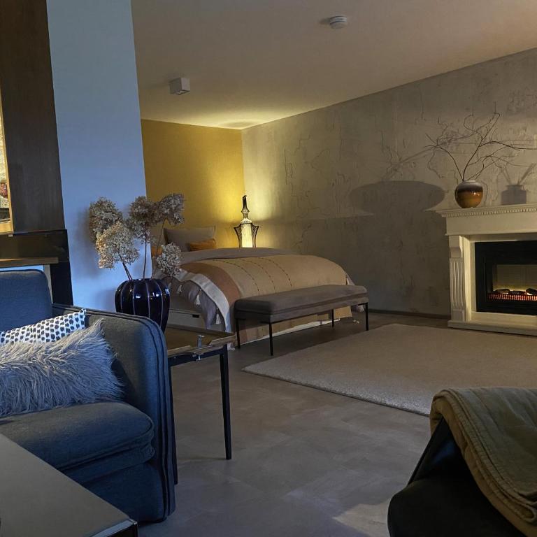 Exklusiver Souterrain - zentral, ruhig mit großer Terrasse, Bergblick und privaten Sauna zzgl - Apartment mit 1 Schlafzimmer - 7