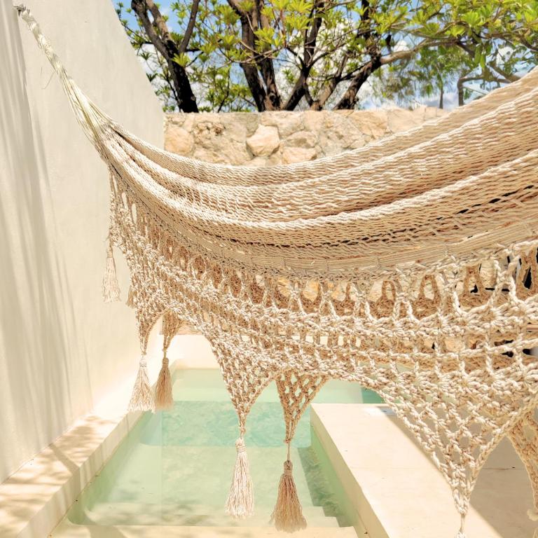 Casa Colibri Central Villa with Private Pool and Tub Merida - One-Bedroom Apartment - 2