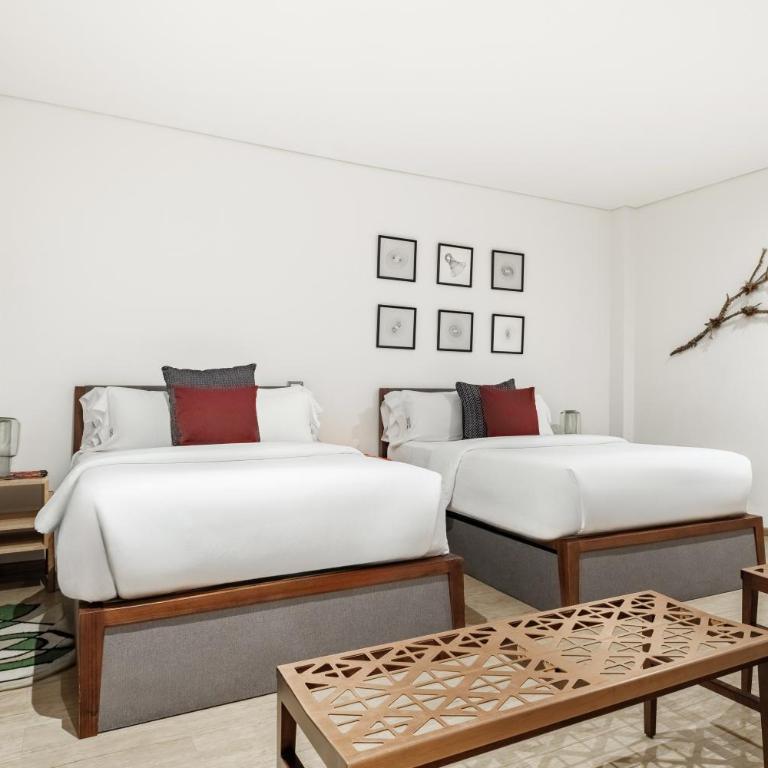 Pug Seal Polanco Allan Poe - Deluxe Double Room - 4