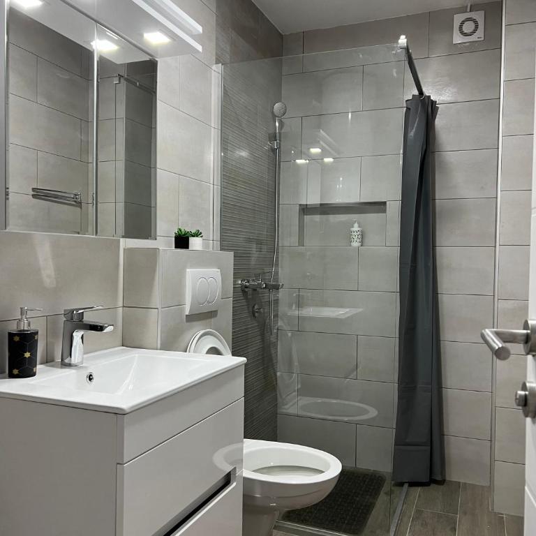 LiboroApartments - Deluxe Studio - 5