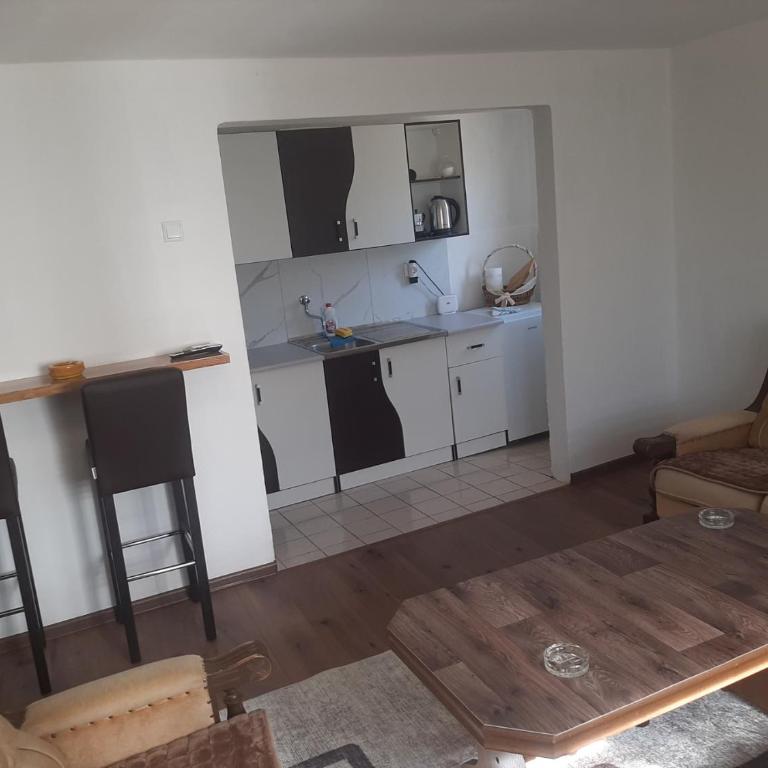 Hasan's apartment - holiday house - vikendica - kuća za odmor - apartman - Apartman sa 2 Spavaće Sobe - 32