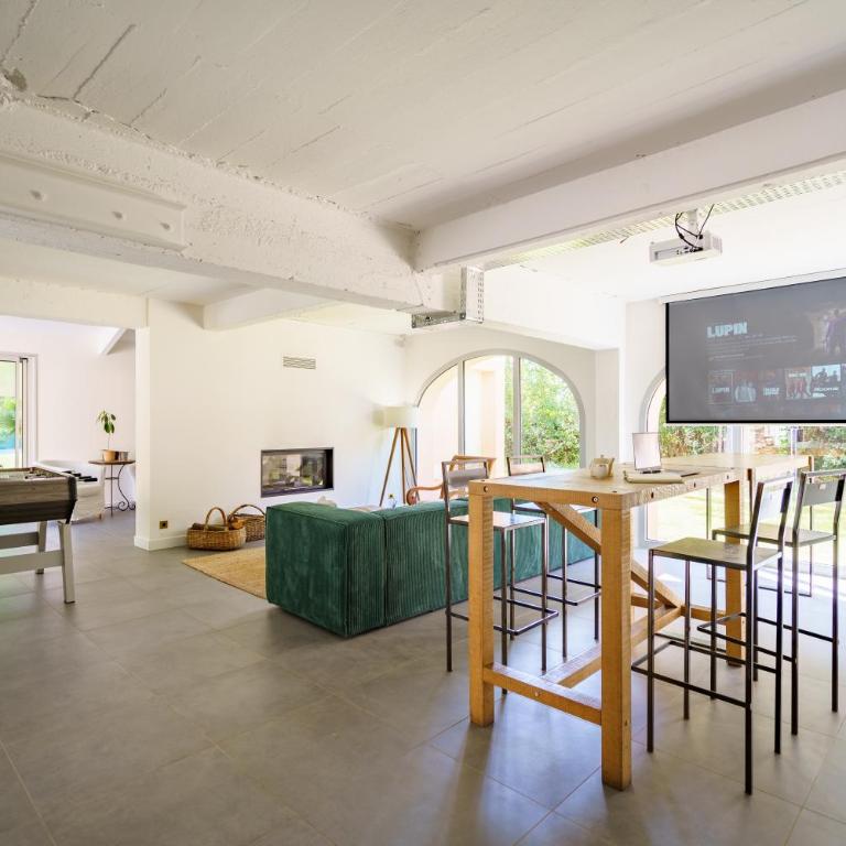 Villa familiale à Biarritz, Parc privé, Pelote Basque & Boulodrome - Chambre Double - Accessible aux Personnes à Mobilité Réduite - 12