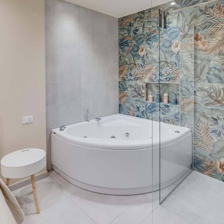 Love Suite by Biddizzi Rari - Suite romantica con Vasca Idromassaggio privata - One-Bedroom House - 18