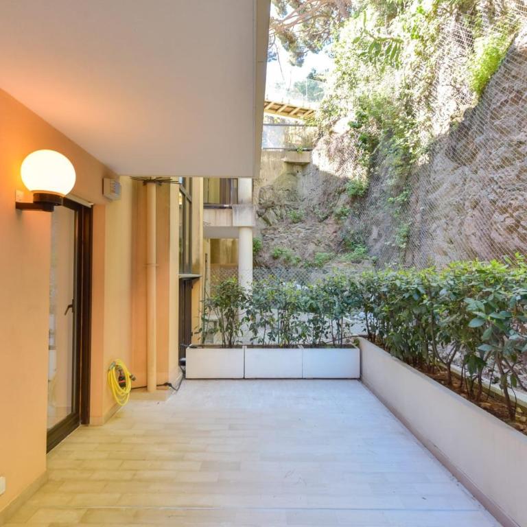 1-Br apartment calm sea view pool and parking garage - Appartement - 19