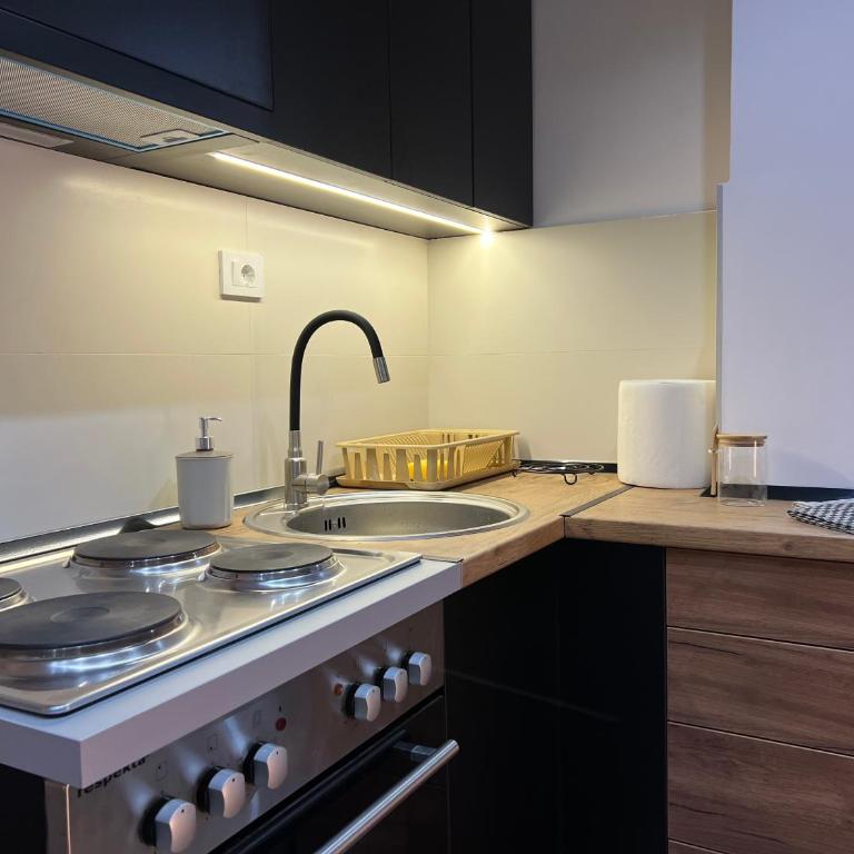 LiboroApartments - Queen Studio - 9