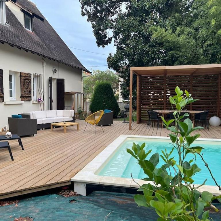 Belle villa Périgourdine avec piscine - Villa - 33