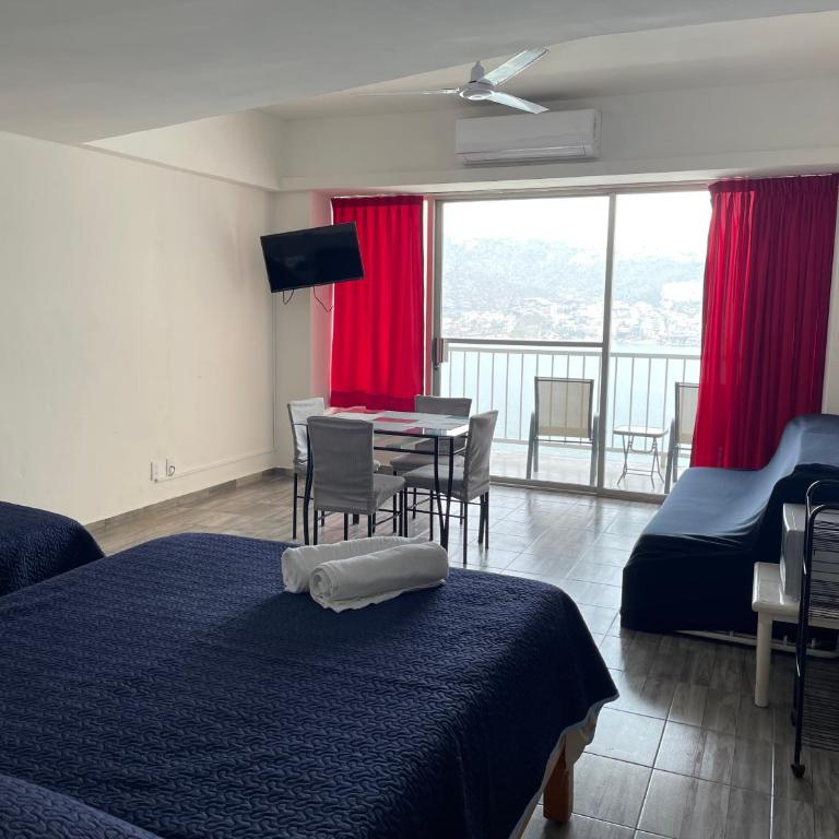 Hermosa Suite Torres Gemelas - Habitación Cuádruple con balcón - 5