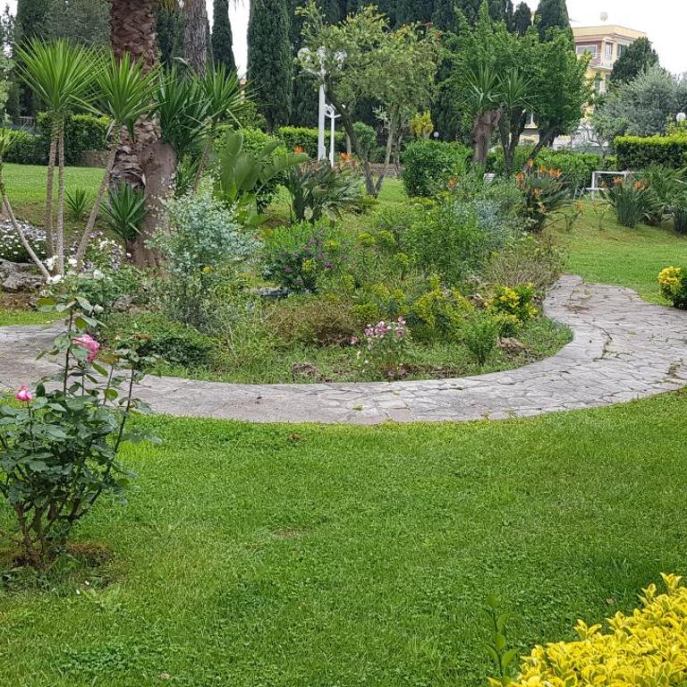 Green Oasis - Appartamento Deluxe con 1 Camera da Letto e Vista Giardino - 16