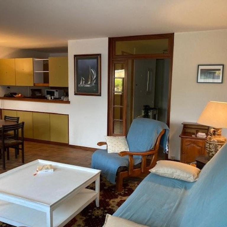 Appartement climatisé centre-ville Le Lavandou avec parking privé - FR-1-308-193 - Apartamento - 3