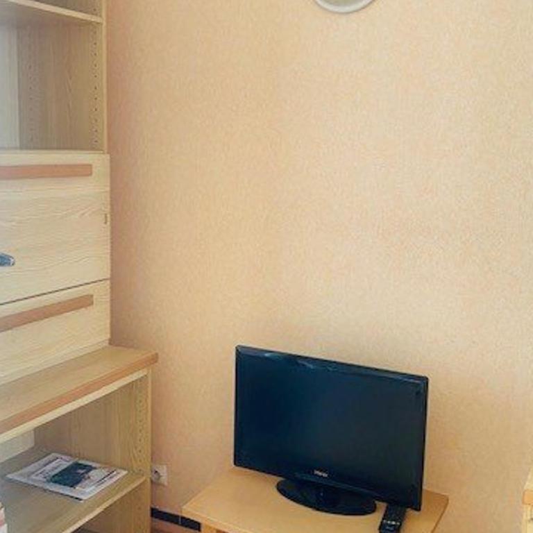 Studio cosy avec balcon, parking privé, proche thermes et centre ville, à Amélie-les-Bains - Monolocale - 8