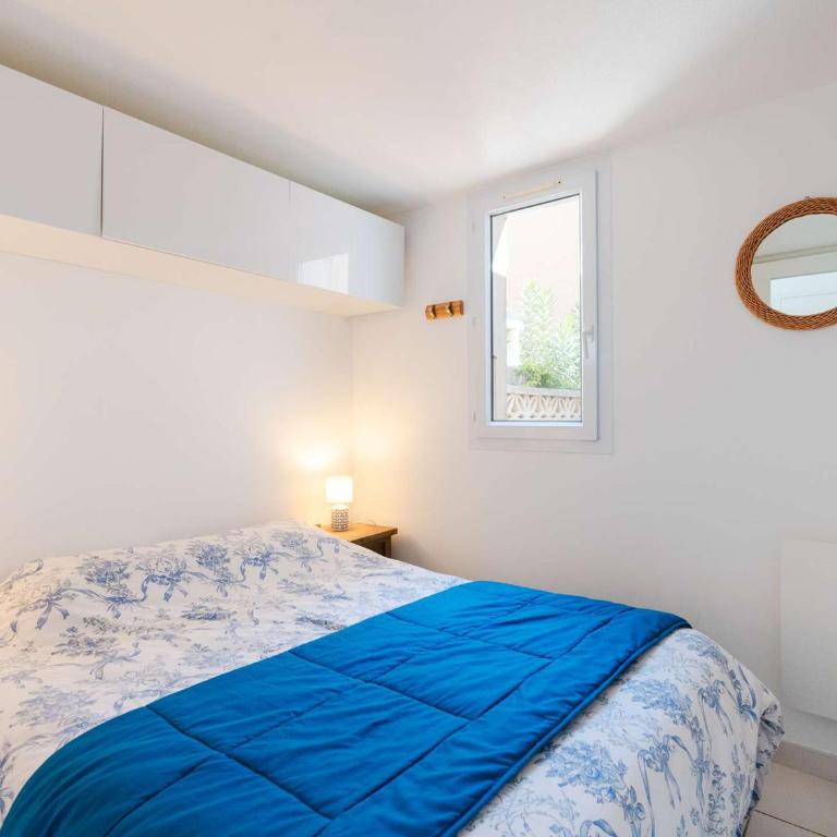 Pavillon climatisé avec piscine, terrasse, parking, et Wi-Fi à Gruissan - FR-1-409-265 - Villa - 8
