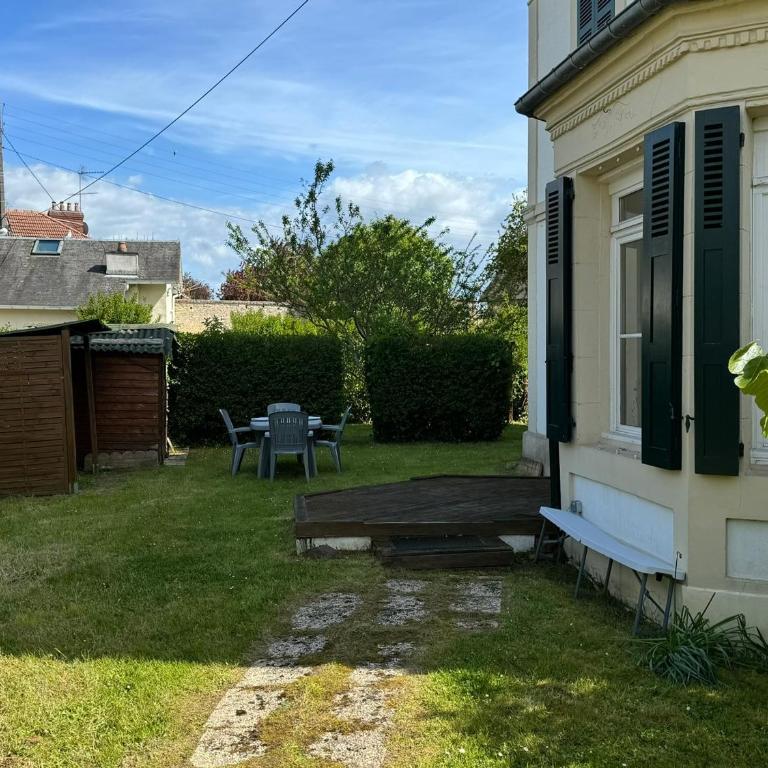 Grand 3P avec Jardin, Proche Centre, Calme – Cabourg - FR-1-487-367 - Apartment - 4