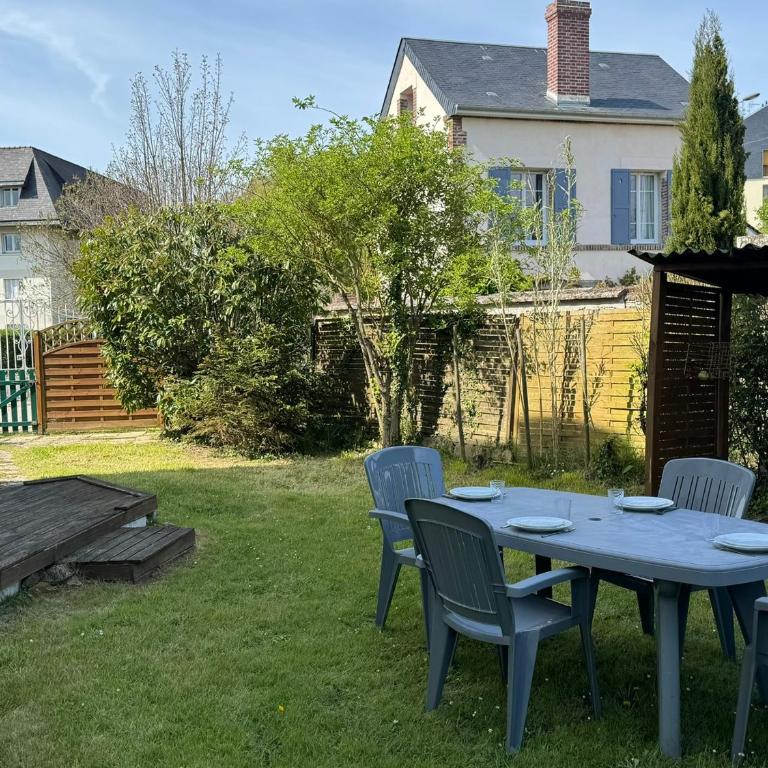 Grand 3P avec Jardin, Proche Centre, Calme – Cabourg - FR-1-487-367 - Apartment - 6