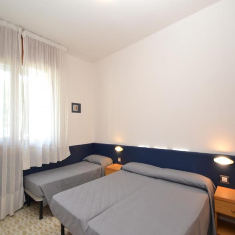 Enjoy the serenity on our beautiful terrace - Beahost - Apartment - 7