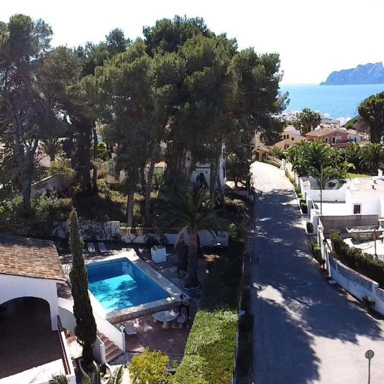 Villa clásica con piscina privada, cerca de la playa y comodidades - HISP-216-205 - Villa - 1