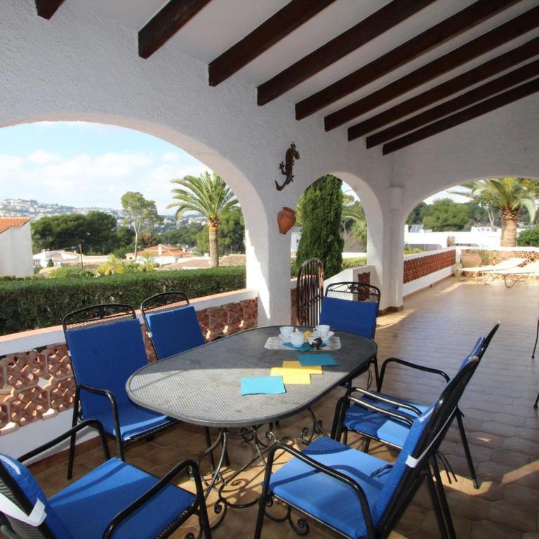 Villa clásica con piscina privada, cerca de la playa y comodidades - HISP-216-205 - Villa - 3